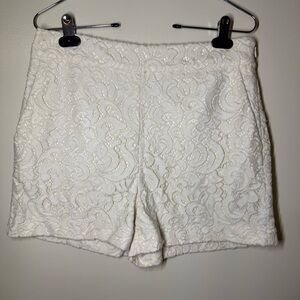 Express Cream Lace High Waist Shorts With Pockets